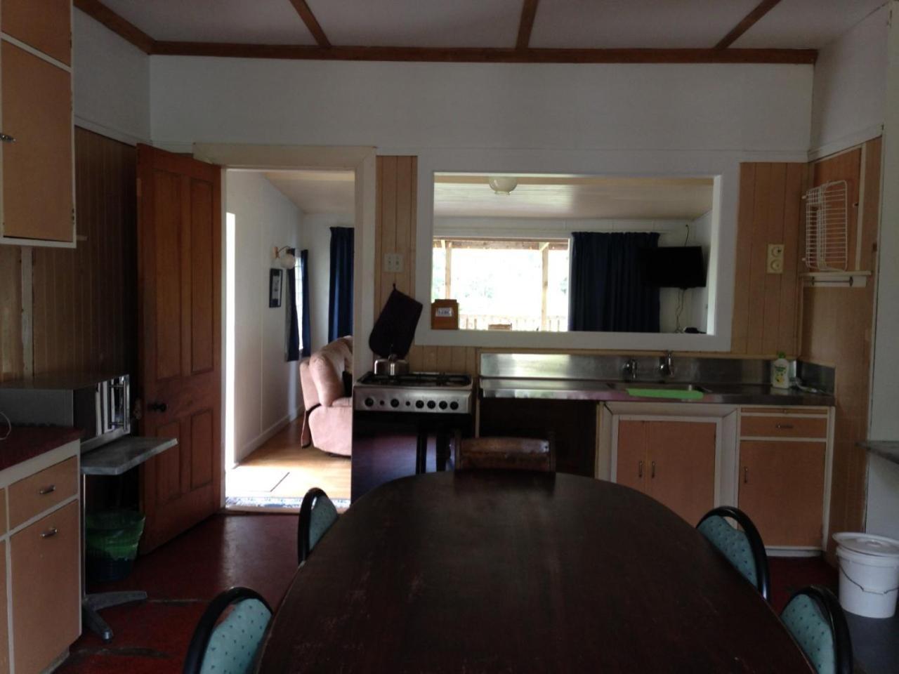Bed and Breakfast Waipiro Bay Paradise Te Puia Exterior foto
